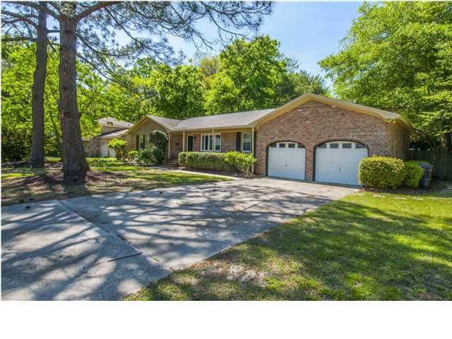 629 Pelzer Dr, Mount Pleasant, SC 29464