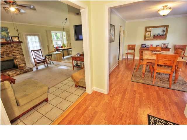 1693 Sulgrave Rd, Charleston, SC 29414