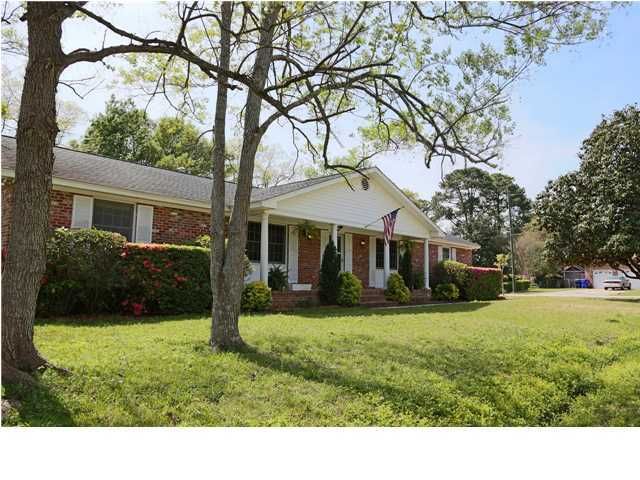 1862 St Julian Rd, Charleston, SC 29407