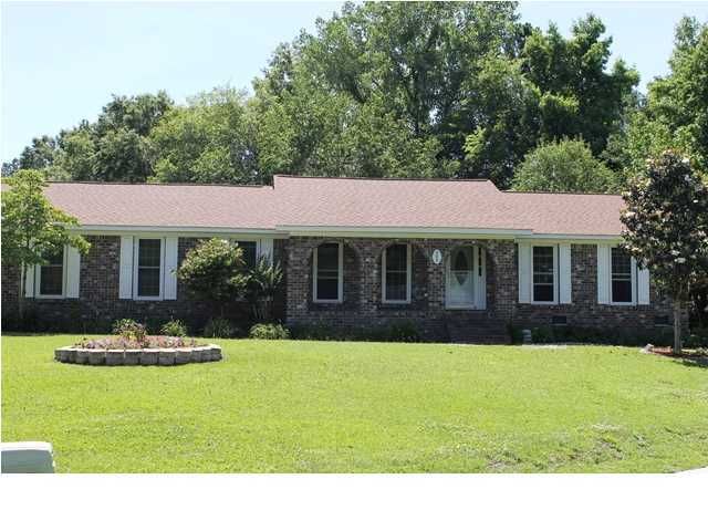 202 Pompton Ave, Goose Creek, SC 29445