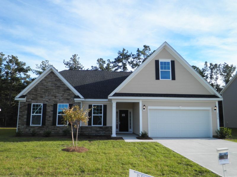 2028 Triple Crown Ln, Ridgeville, SC 29472