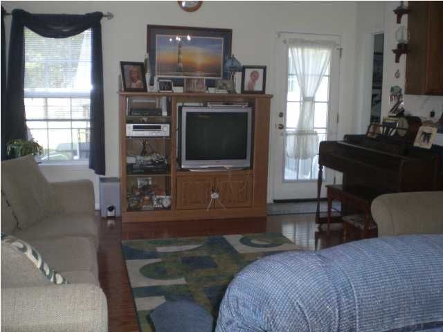 217 Moon Dance Ln, Summerville, SC 29483
