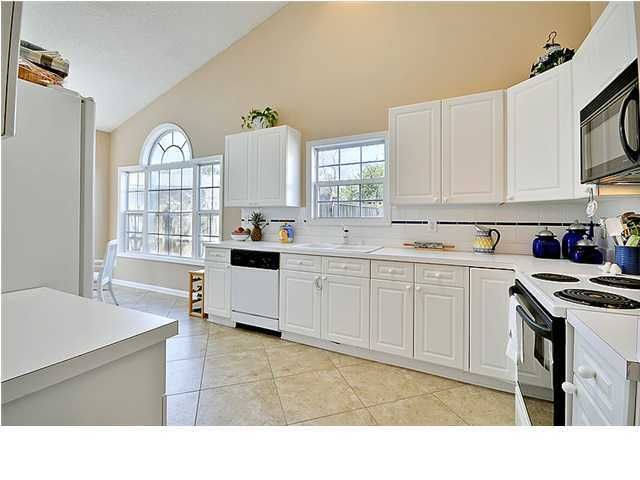 5508 Elliott Glen Ct, North Charleston, SC 29420