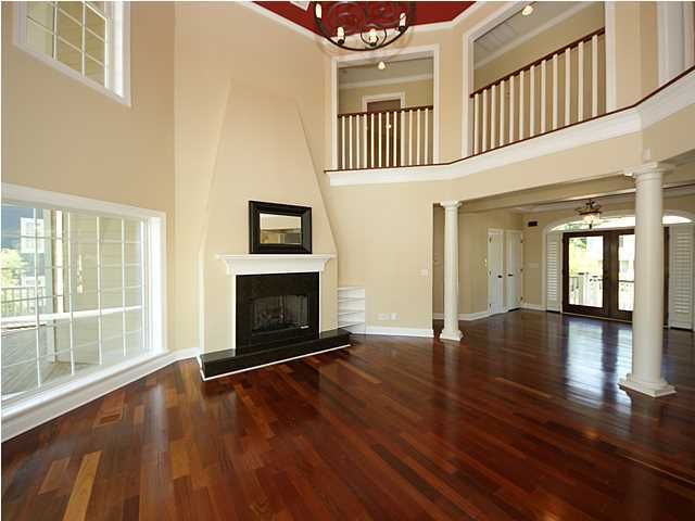 300 Shoals Dr, Mount Pleasant, SC 29464
