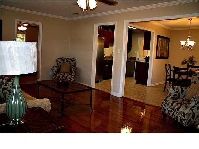 1123 Dickson Ave, Hanahan, SC 29410