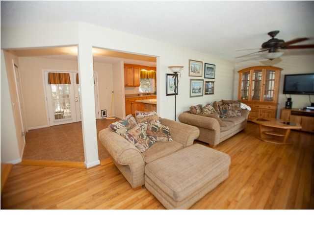 1235 Myrick Rd, Mount Pleasant, SC 29464