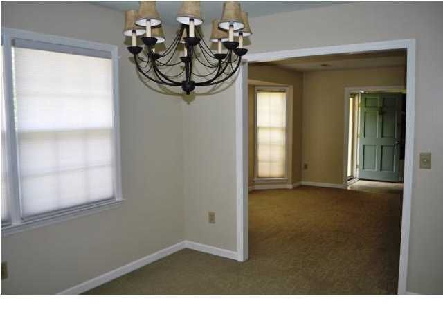 1832 Banbury Rd, Charleston, SC 29414