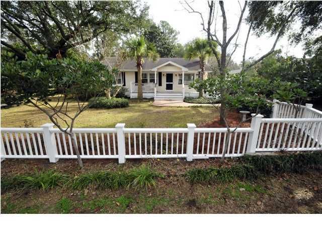 655 King St, Mount Pleasant, SC 29464