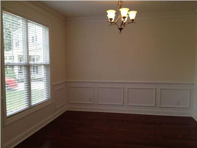 8575 Royal Palm Ln, North Charleston, SC 29420