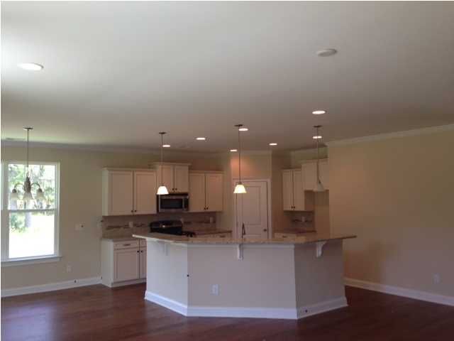 110 Wachovia Ct, Summerville, SC 29485