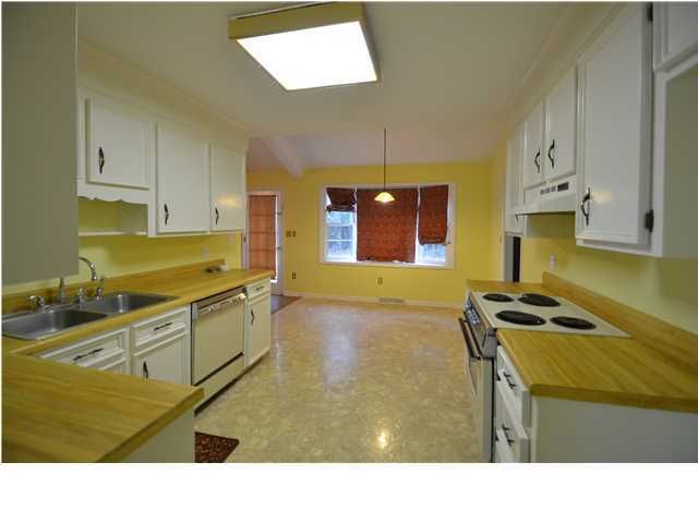 1607 Dennis Blvd, Moncks Corner, SC 29461