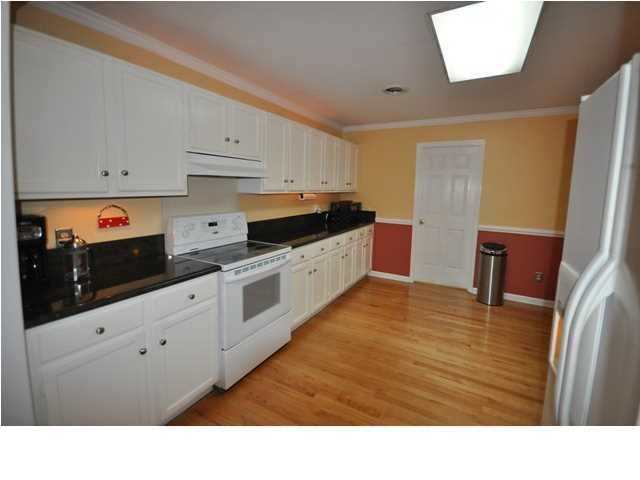 1203 Island View Dr, Mount Pleasant, SC 29464