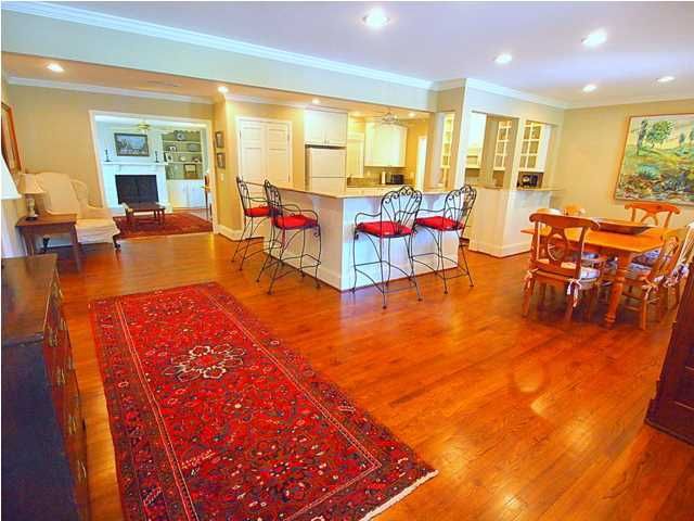 836 Condon Dr, Charleston, SC 29412