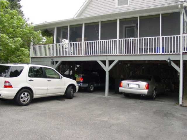 627 Lynne Ave, James Island, SC 29412