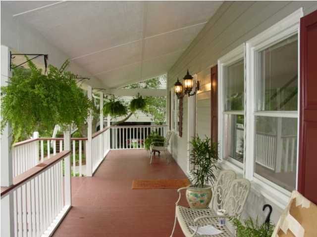 627 Lynne Ave, James Island, SC 29412
