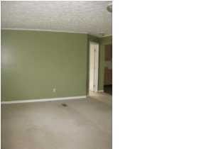 3263 Pinewood Dr, Ladson, SC 29456