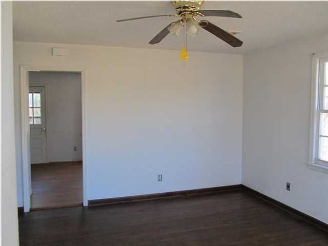 5081 Fields Rd, Hollywood, SC 29449
