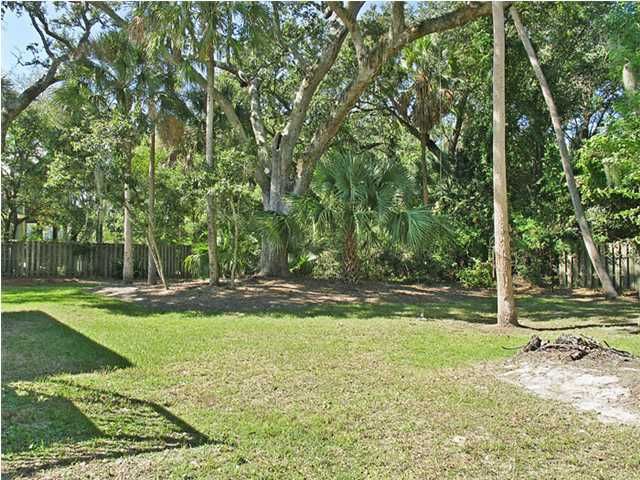 267 Forest Trl, Isle Of Palms, SC 29451