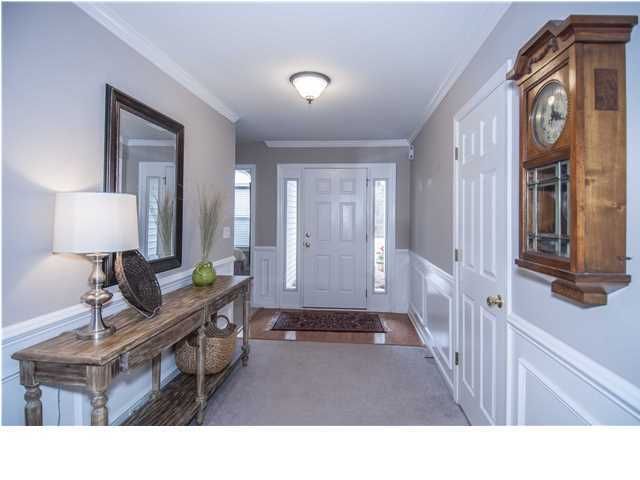 1448 Water Edge Dr, Charleston, SC 29492