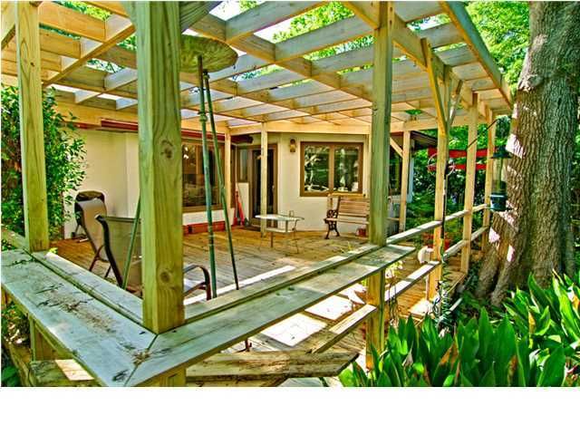 1035 Governors Rd, Mount Pleasant, SC 29464