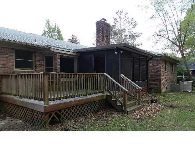 221 Pointer Dr, Summerville, SC 29485