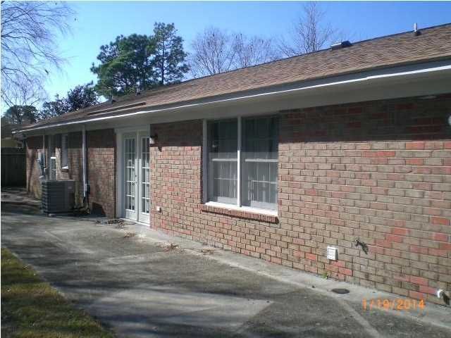 207 General Dennis Dr, Summerville, SC 29483