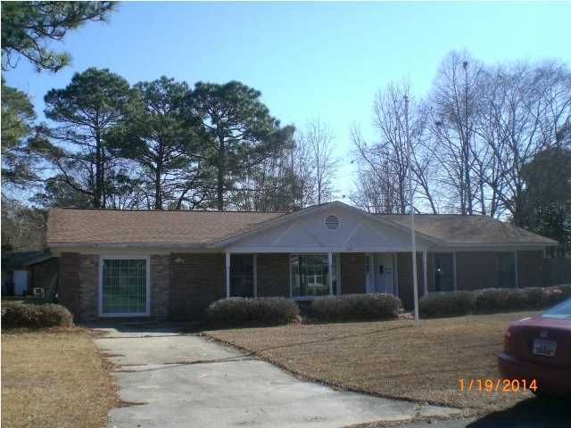 207 General Dennis Dr, Summerville, SC 29483