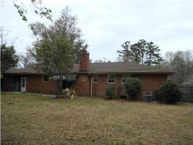 118 7th St, Summerville, SC 29483