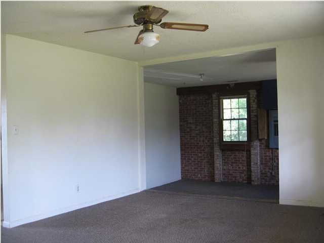 1622 Rifle Range Rd, Mount Pleasant, SC 29464