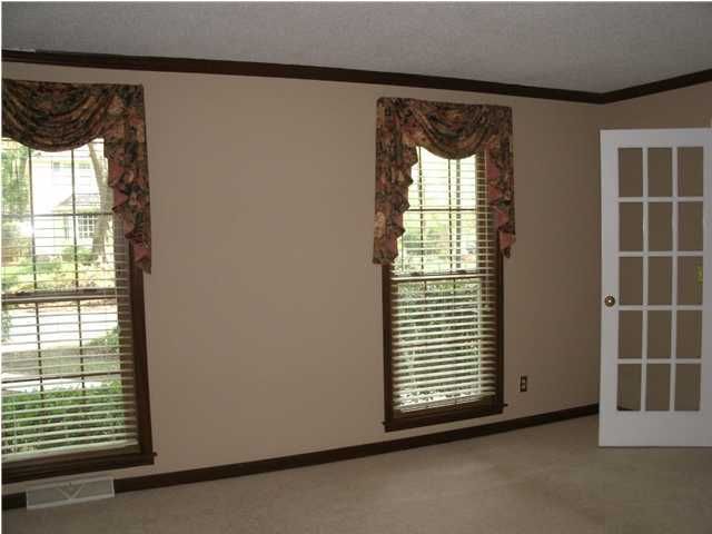 109 Seven Oaks Ln, Summerville, SC 29485
