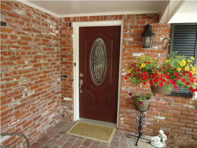 215 Mikel Dr, Summerville, SC 29485