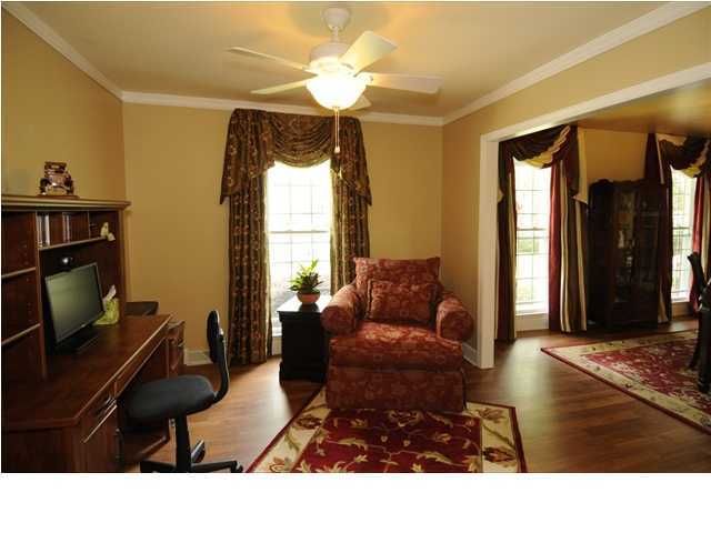 1001 Colonial Dr, Mount Pleasant, SC 29464