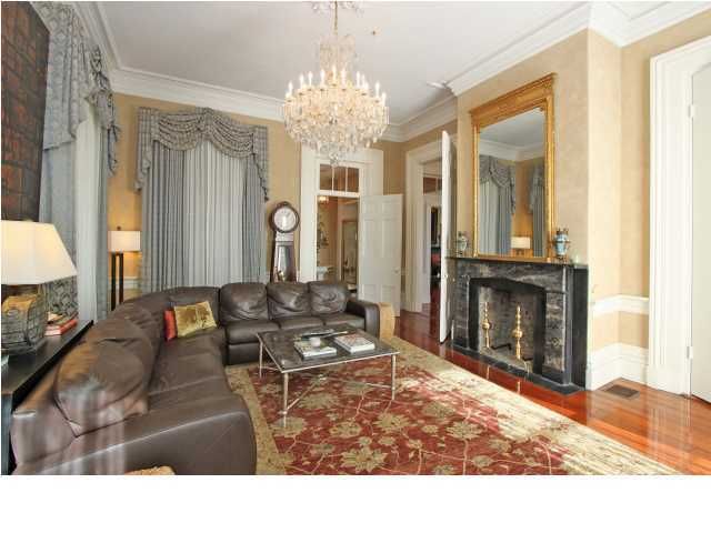 20 Charlotte St, Charleston, SC 29403