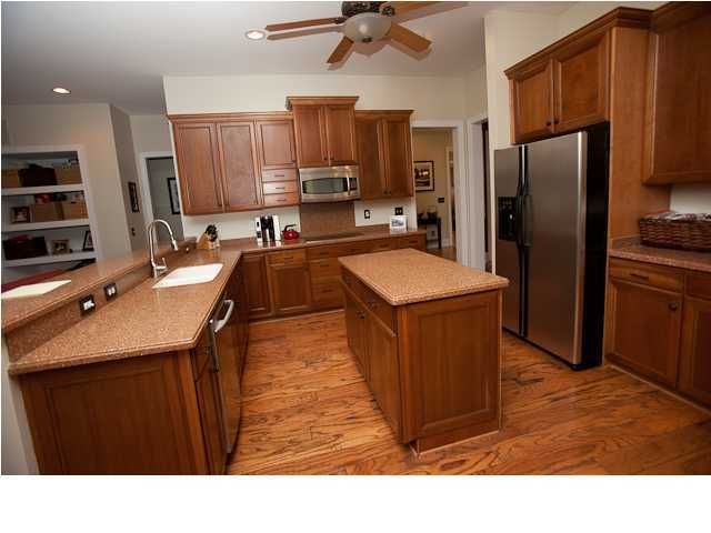 1297 Peregrine Dr, Charleston, SC 29412