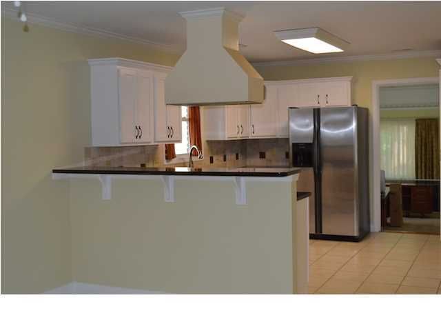 1138 Darwin St, Charleston, SC 29412