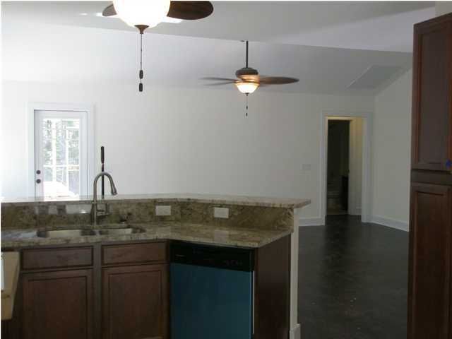 1623 Southwick Dr, Charleston, SC 29455