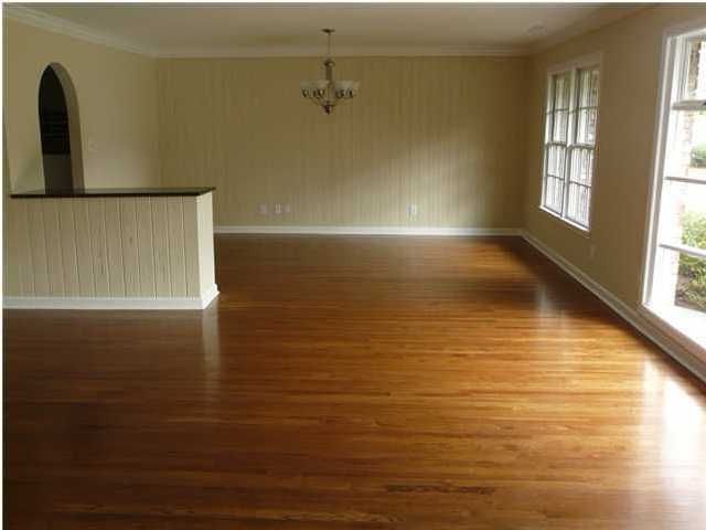 2 Dade Dr, Charleston, SC 29407