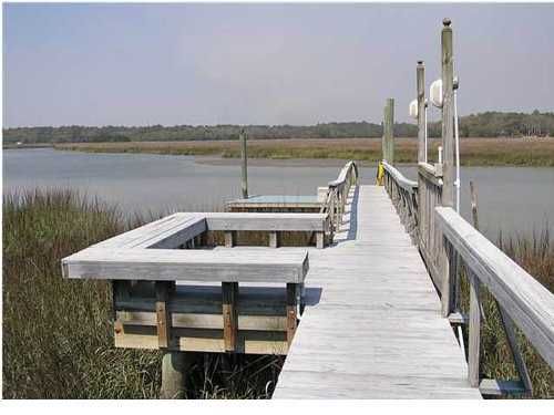 401 Jungle Shores Dr, Edisto Beach, SC 29438