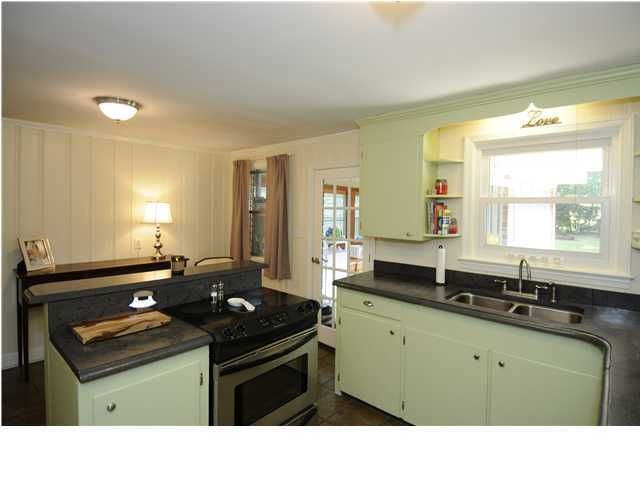 109 Live Oak Rd, Summerville, SC 29485