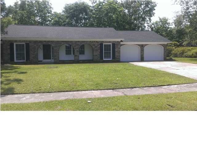 2043 Dogwood Rd, Charleston, SC 29414