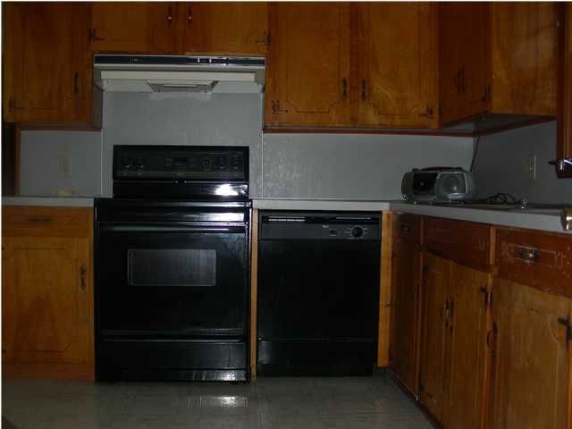 706 Old State Rd, Goose Creek, SC 29445