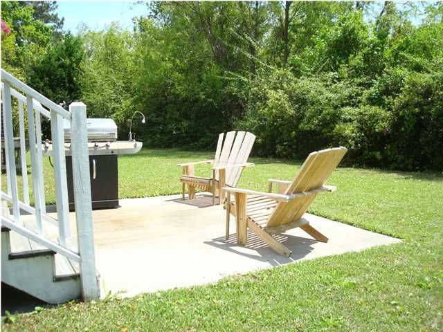 1097 Farmington Rd, Charleston, SC 29412