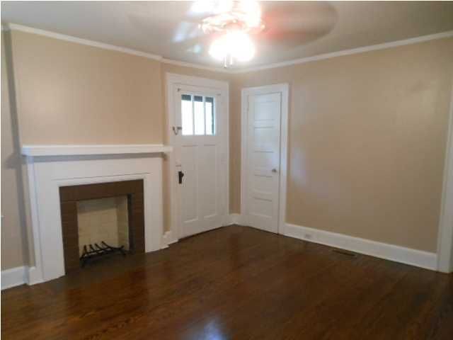 1214 Pickens St, Hanahan, SC 29410