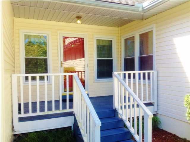 911 Travers Dr, Charleston, SC 29412