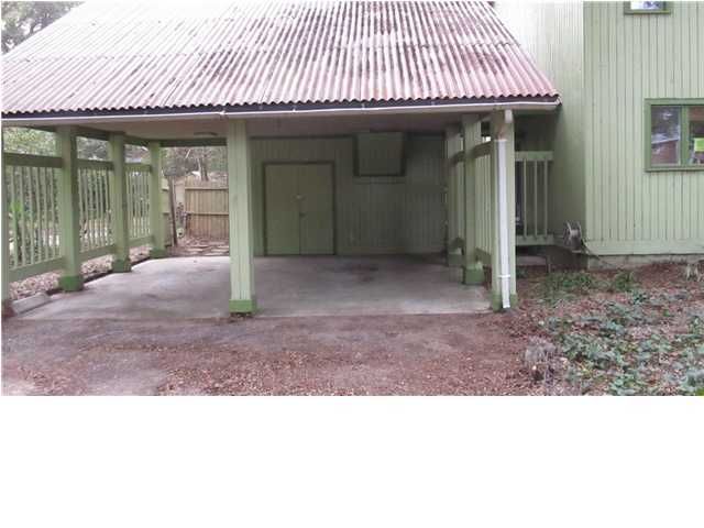 733 Willow Lake Rd, Charleston, SC 29412
