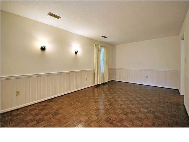 104 Mccants Dr, Moncks Corner, SC 29461
