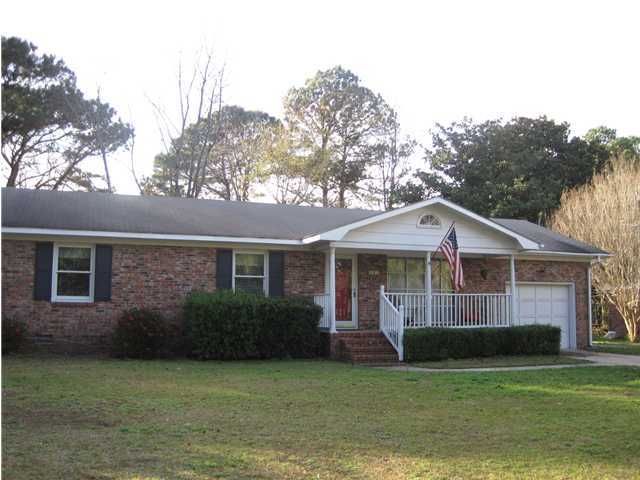 461 Parkdale Dr, Charleston, SC 29414