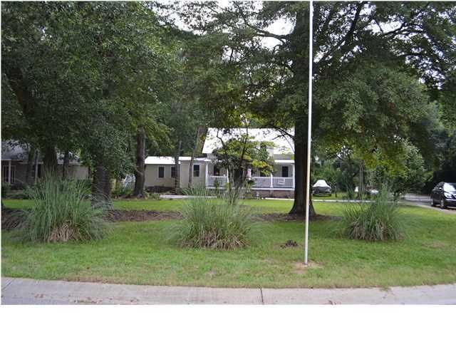 1060 Chuck Dawley Blvd, Mount Pleasant, SC 29464