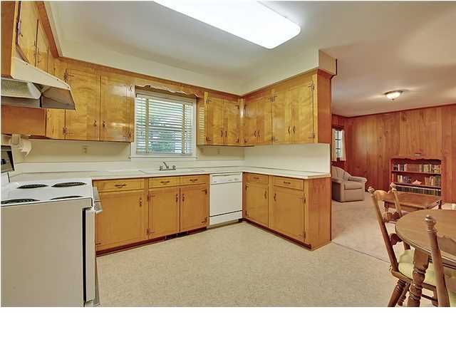 5 Asbury Pl, Charleston, SC 29407