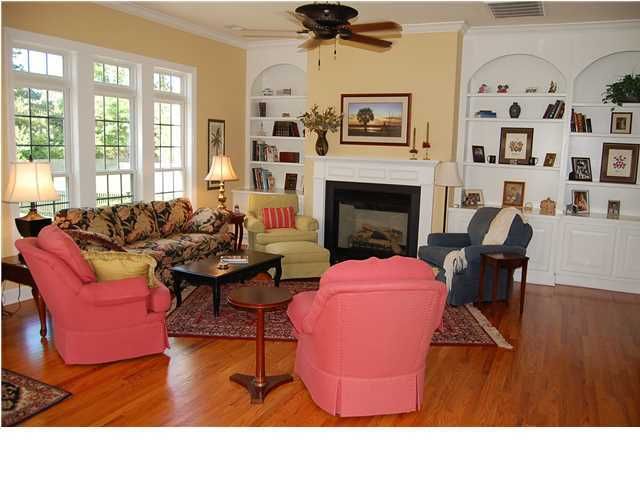 3517 Flowering Oak Way, Mount Pleasant, SC 29466